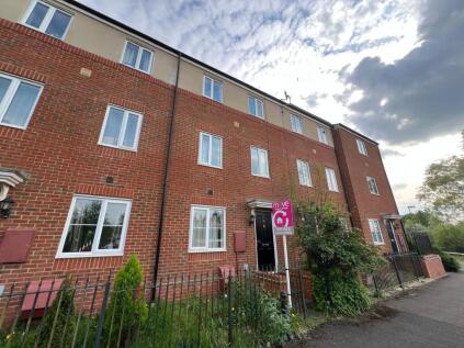 Longhorn Avenue, Gloucester, GL1