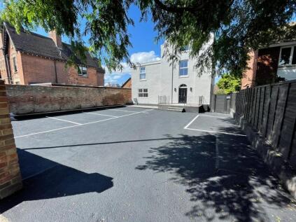 London Road, Gloucester, GL1