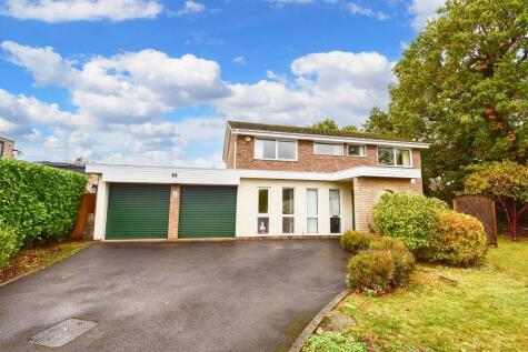 Parkstone Close, Bedford, MK41