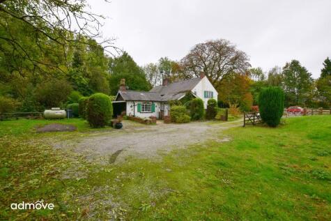 Thorley Lane, Ringway, WA15