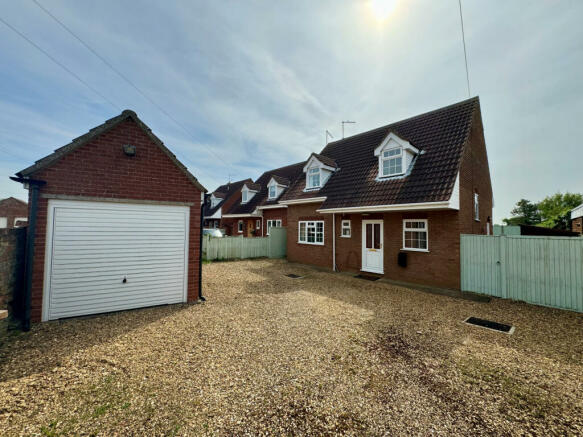 3 Bedroom Detached for Sale