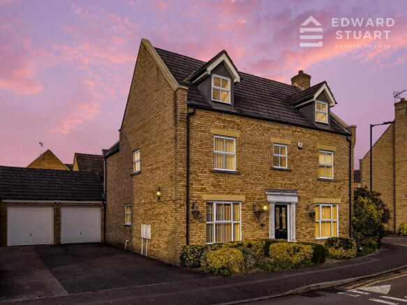 5 bedroom Detached home