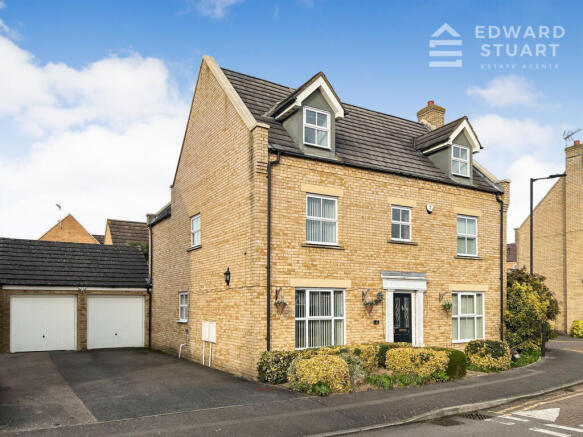5 bedroom Detached home
