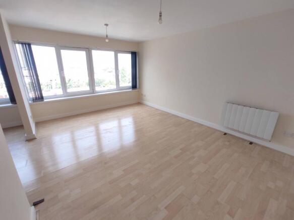 2 bed Penthouse Apartment