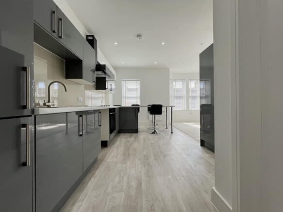 Flat 4 to let