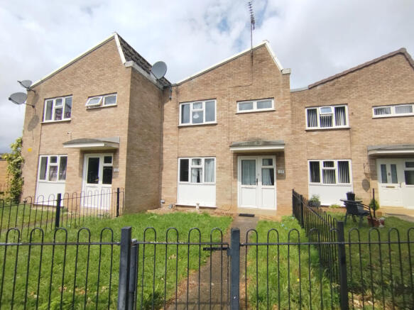 Terrace house to rent