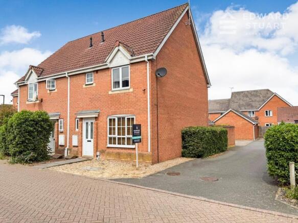 3 Bedroom For Sale