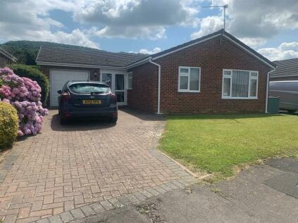 Ross on Wye - 3 bedroom detached bungalow for sale