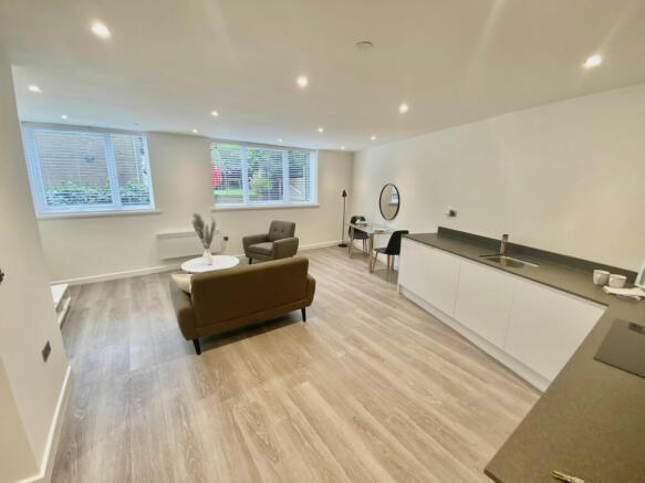 AshleyHouseLiving 2.jpg
