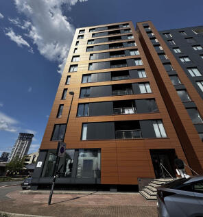 X1 The Exchange, 8 Elmira Way, Salford, Manchester, M5 3NQ