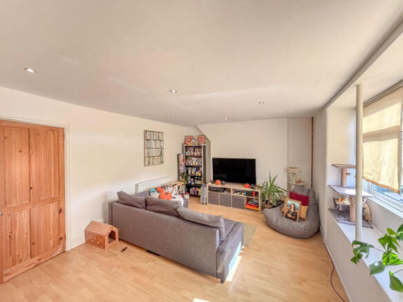 minnisrd9348422-09-2025__15-28-58_IMG_8823.inIm...