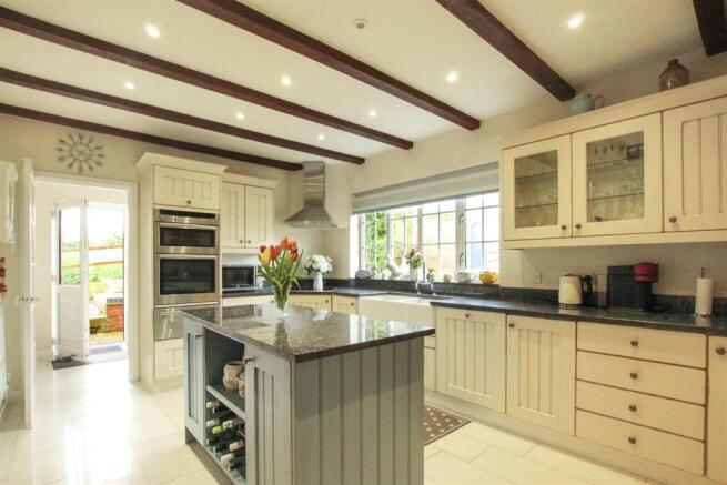 Kitchen-1-1.jpg