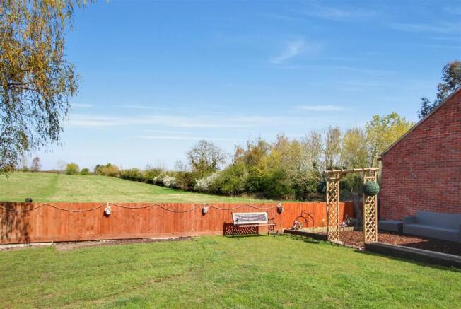 garden-3-.jpg