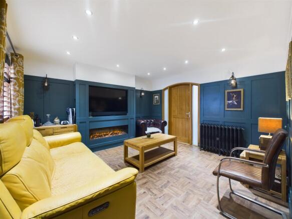 Elegant Lounge