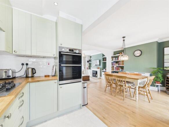 Fitted Kitchen