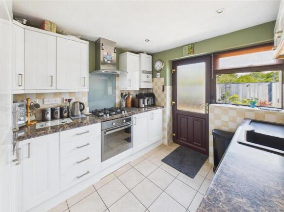 Fitted Kitchen