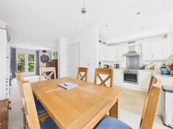 U-Shaped Open Plan Living Space