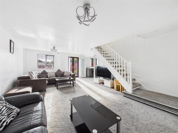 Generous Open Plan Lounge