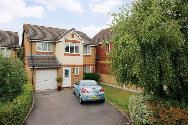 4 Bedroom Detached House For Sale In Marjoram Place Bradley Stoke