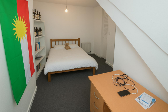 6WT- Bedroom 1.1.png