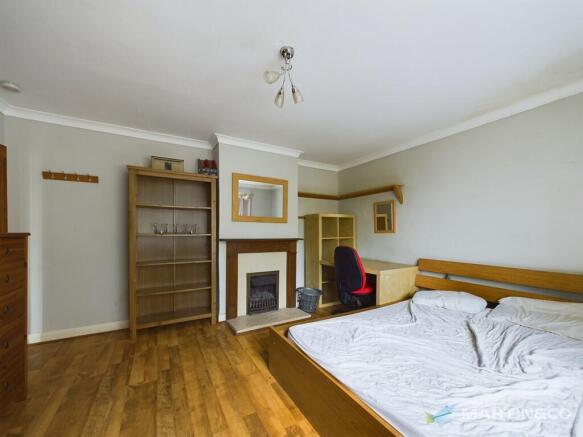 CAM02318G0-PR0311...