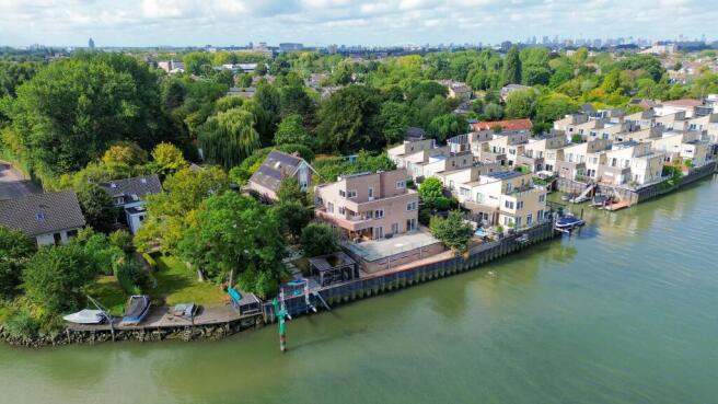 Aquamarijn 2 2924 VR KRIMPEN AAN DEN IJSSEL image 2