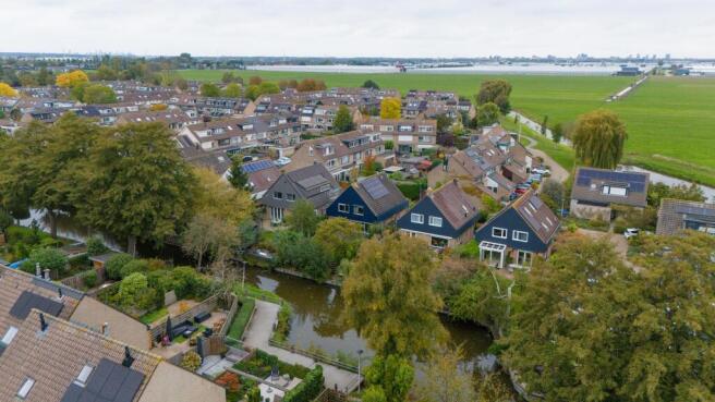 Smaragd 42 2651 RW BERKEL EN RODENRIJS image 3