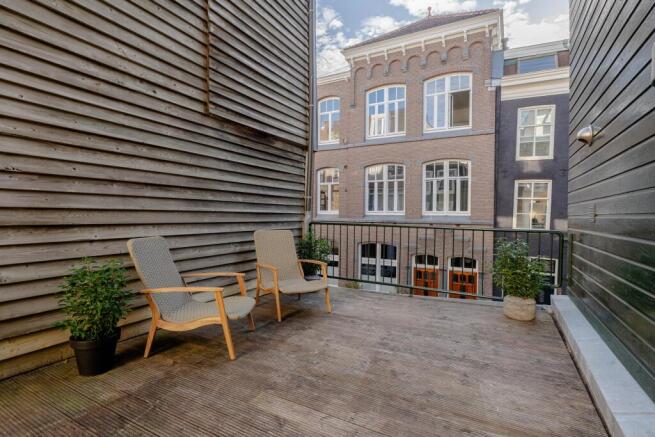 Nieuwe Spiegelstraat 43 1 1017 DC AMSTERDAM image 2