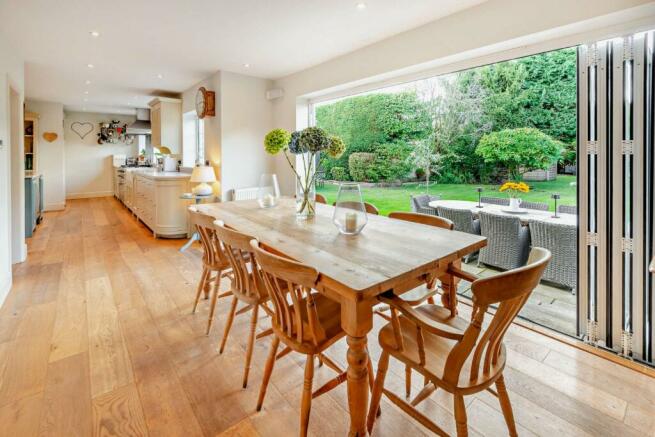 Kitchen/Dining Room