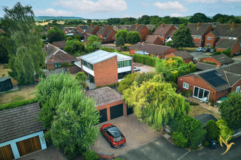 Mills House, 19a Woodbury Park, Holt Heath, Worcester, WR6 6NT