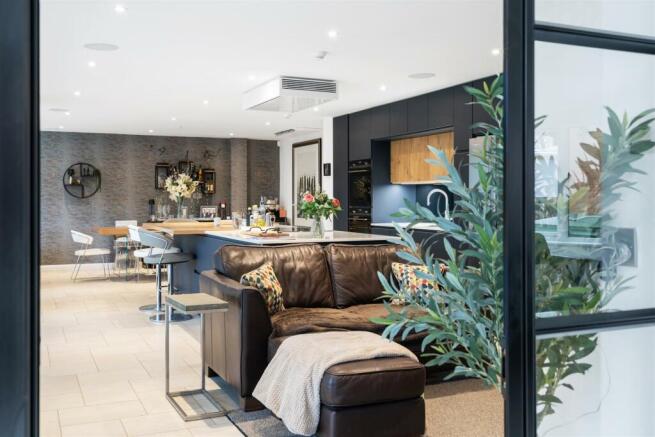 35 Park Avenue, Solihull_56.jpg