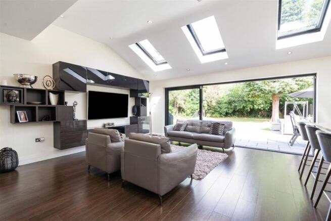 36 Thornby Avenue, Solihull, B91 2BJ_LO_62.jpg
