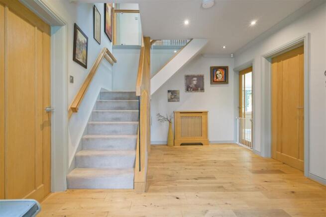 20 Oakley Wood Drive_4.jpg