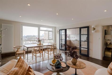 St. Johns Wood Park, St. John's Wood, NW8