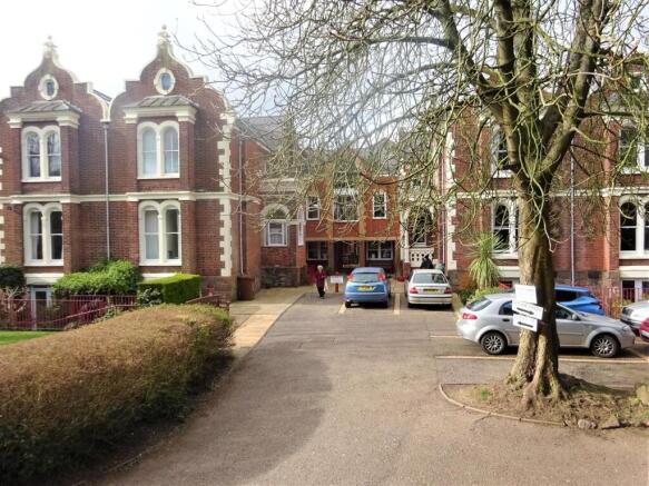 Cleveland Court