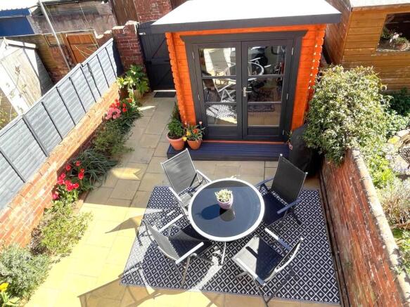 Garden & Garden Office