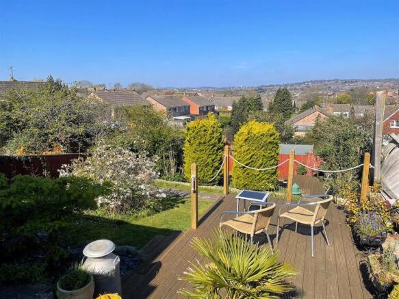 Garden & Views