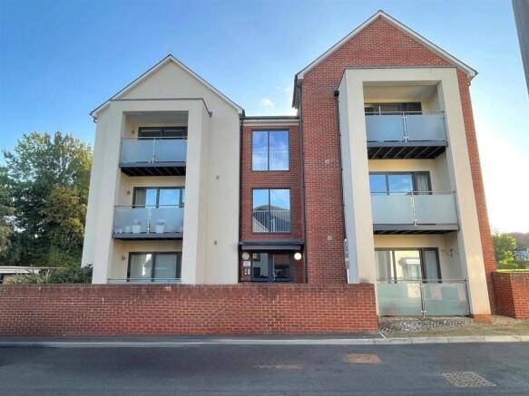 Cobley Ct - Front Elevation