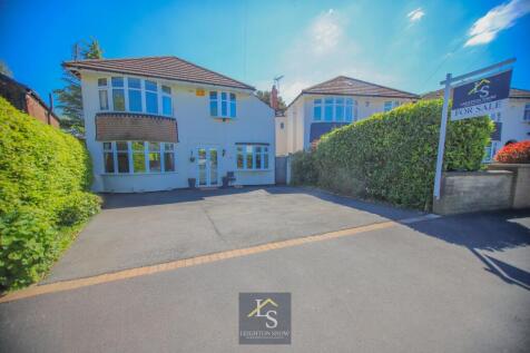 Colwyn Road, Bramhall, SK7