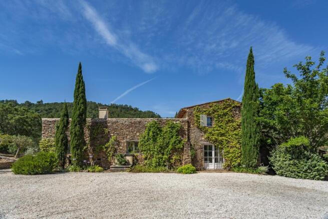 Provencal house for 