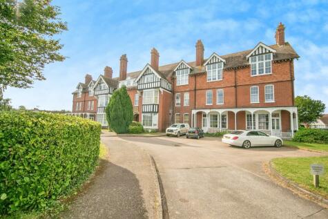 Clacton on Sea - 1 bedroom apartment for sale