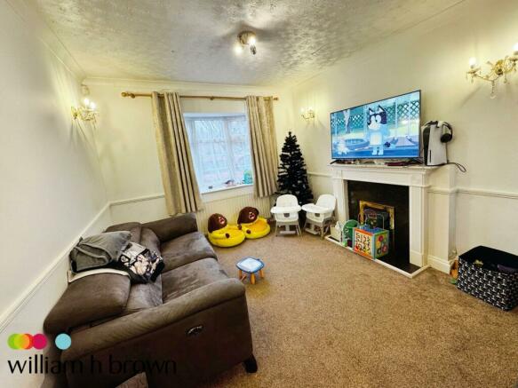 2 Bedroom House For Rent In Alton Park Road, Clacton-on-sea, Co15