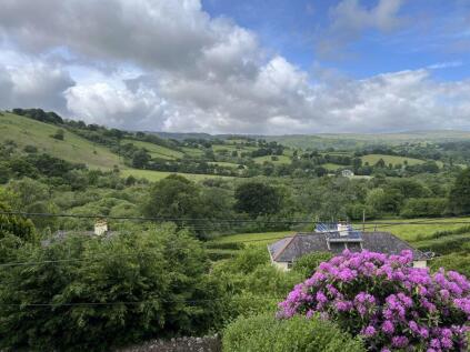 18 Nattadon Road, Chagford, Devon