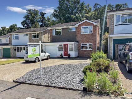Plovers Way, Bury St Edmunds