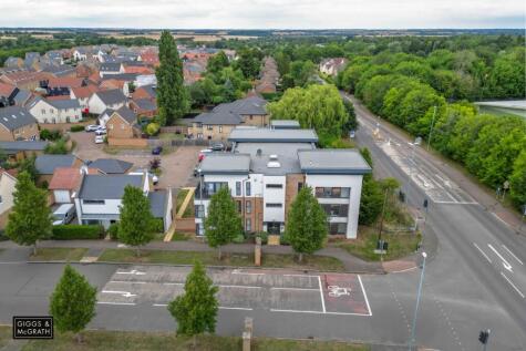 Summers Hill Drive, Papworth Everard, Cambridge, Cambridgeshire, CB23 3AA