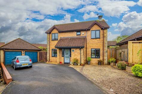 Thornhill - 4 bedroom detached house for sale
