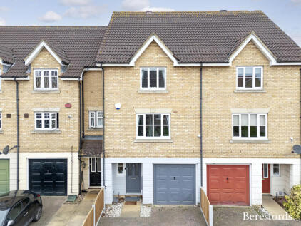 Pearcy Close, Romford, RM3
