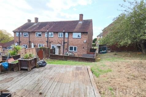 Dudley Gardens, Romford, RM3