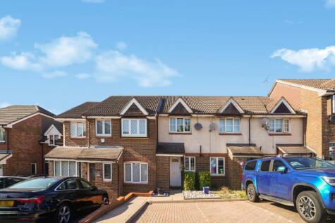 Robeson Way, Borehamwood, WD6