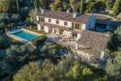 Villa for sale in Chteauneuf-Grasse...